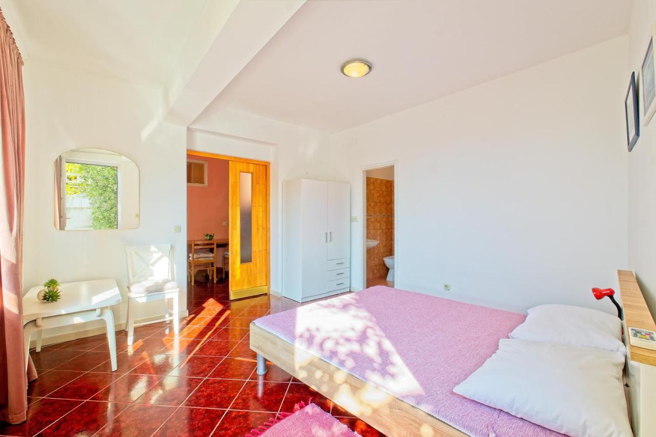 Apartments Cvjetkovic Mlini Pokoj fotografie